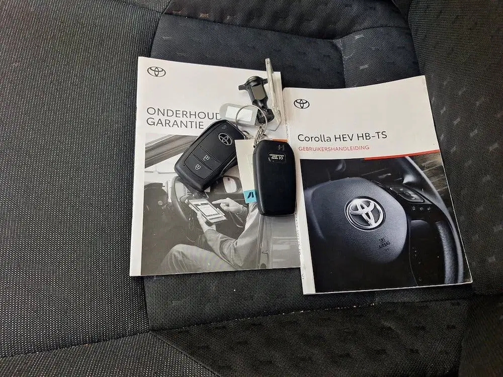 Toyota Corolla Hybrid 140 Active+Led+Vitrual+ uit 2023, foto 5
