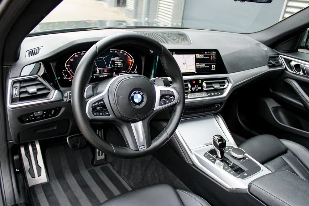 BMW 4-serie 4-serie Gran Coupé 420i Business Edition P uit 2022, foto 3