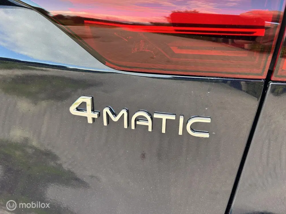Mercedes-Benz EQC Mercedes EQC 400 4MATIC AMG Line Premium P uit 2021, foto 9