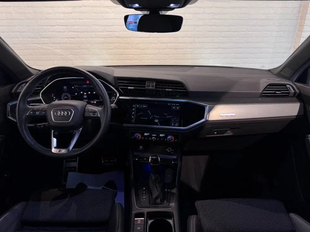 Audi Q3 35 TFSI S-Line Edition Black ACC Sfeerv Ca uit 2023, foto 11