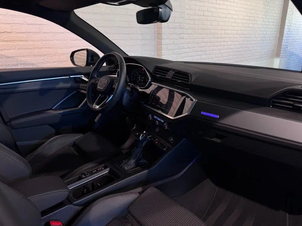 Audi Q3 35 TFSI S-Line Edition Black ACC Sfeerv Ca uit 2023