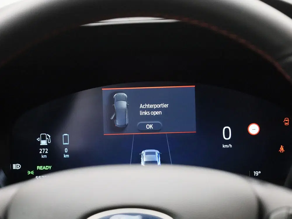Ford Kuga 2.5 PHEV ST-Line uit 2024, foto 9