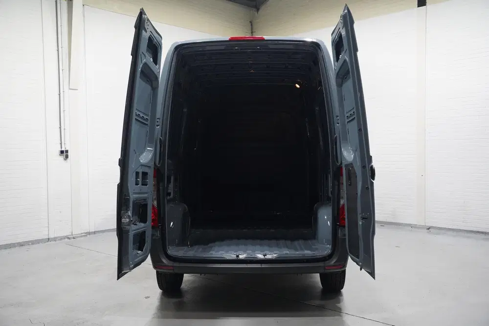 Mercedes-Benz Sprinter 215 CDI 150 pk L2H2 Airco uit 2024, foto 11