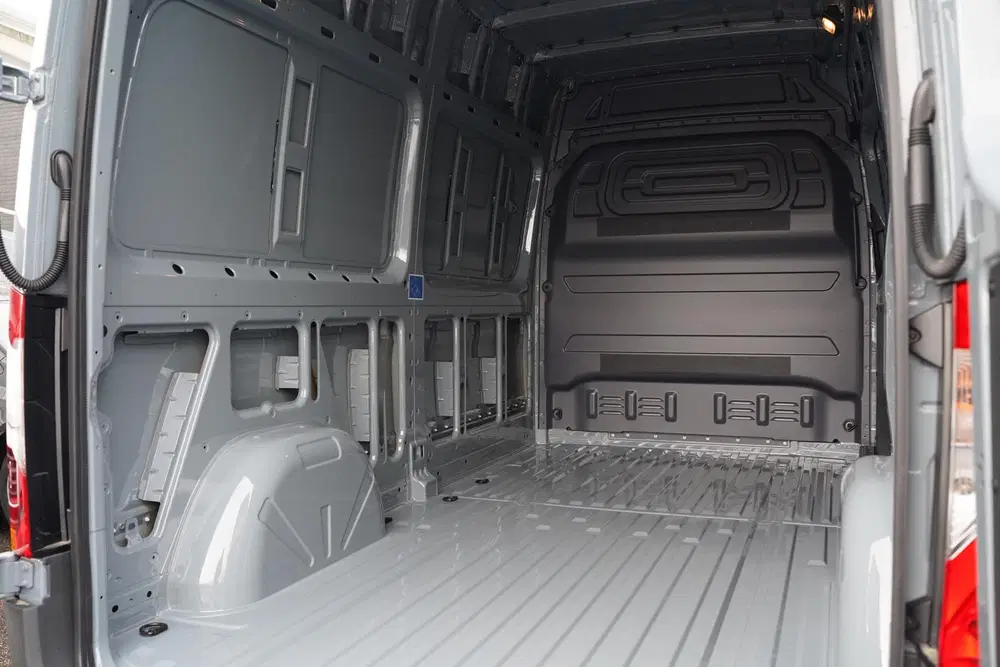 Mercedes-Benz Sprinter 215 CDI 150 pk L2H2 Airco uit 2024, foto 13