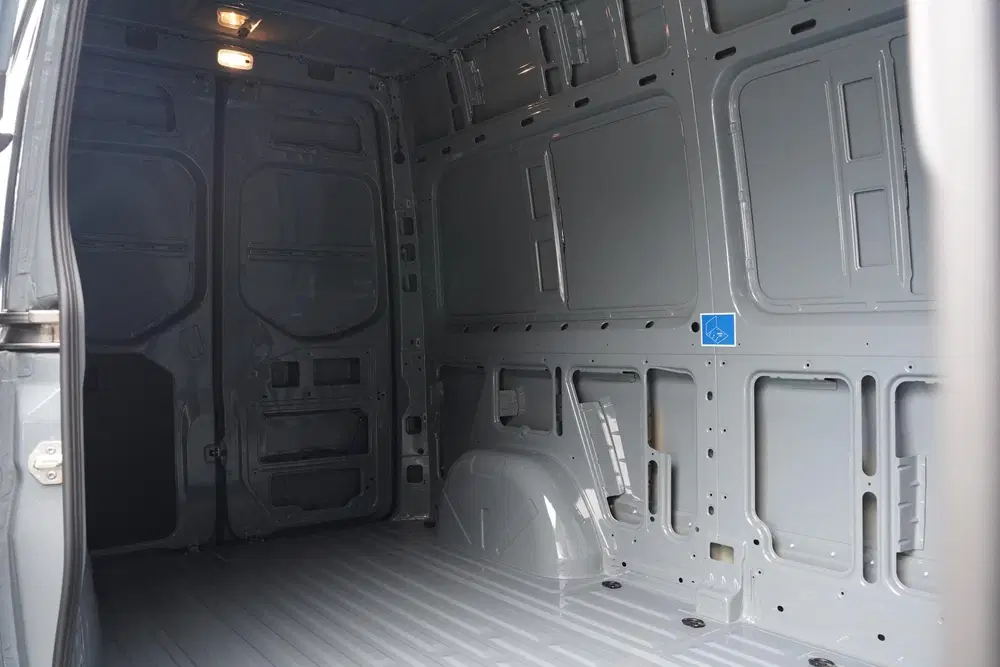 Mercedes-Benz Sprinter 215 CDI 150 pk L2H2 Airco uit 2024, foto 14