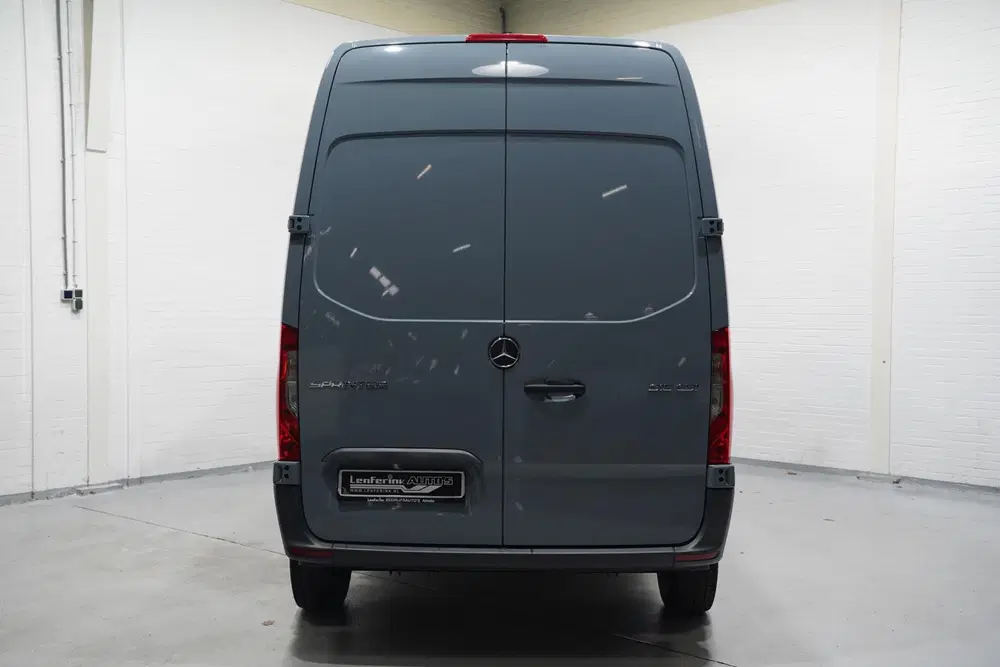 Mercedes-Benz Sprinter 215 CDI 150 pk L2H2 Airco uit 2024, foto 9