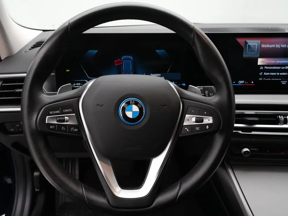 BMW 3-serie 320e Touring Accu conditie 100% (bj 2024) uit 2024, foto 2