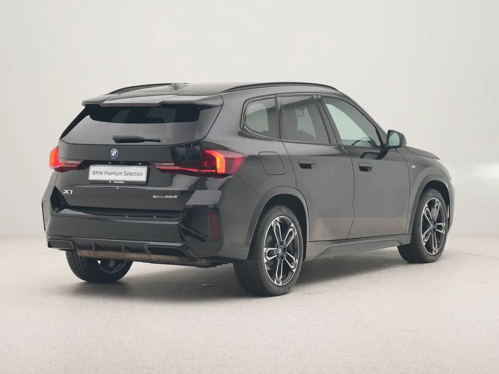 BMW X1 xDrive25e Accu conditie 100% (bj 2025 uit 2025, foto 8