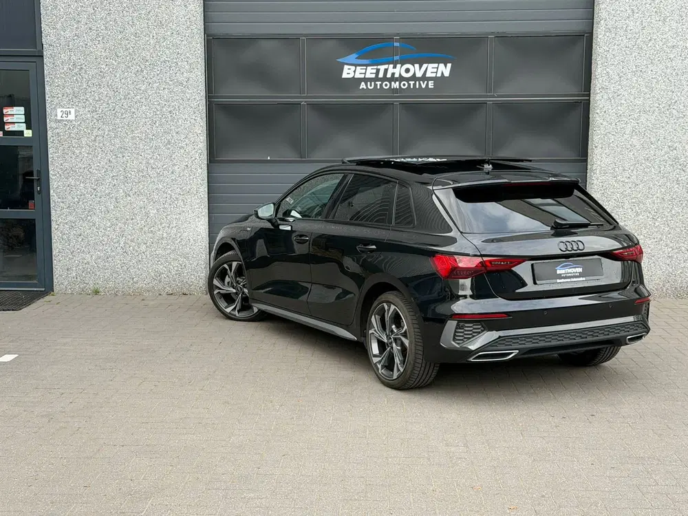 Audi A3 40 TFSI 3 x S-Line B&O Camera Keyless uit 2023, foto 3