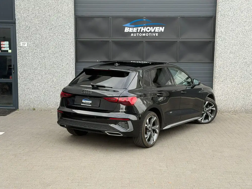 Audi A3 40 TFSI 3 x S-Line B&O Camera Keyless uit 2023, foto 5