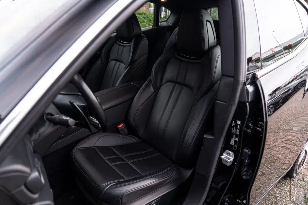 Maserati Levante 3.0 V6 S TwinTurbo AWD GranSport 430 PK Le uit 2019, foto 12