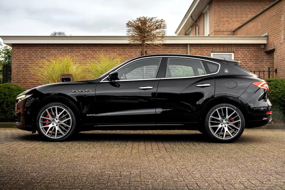 Maserati Levante 3.0 V6 S TwinTurbo AWD GranSport 430 PK Le uit 2019, foto 4