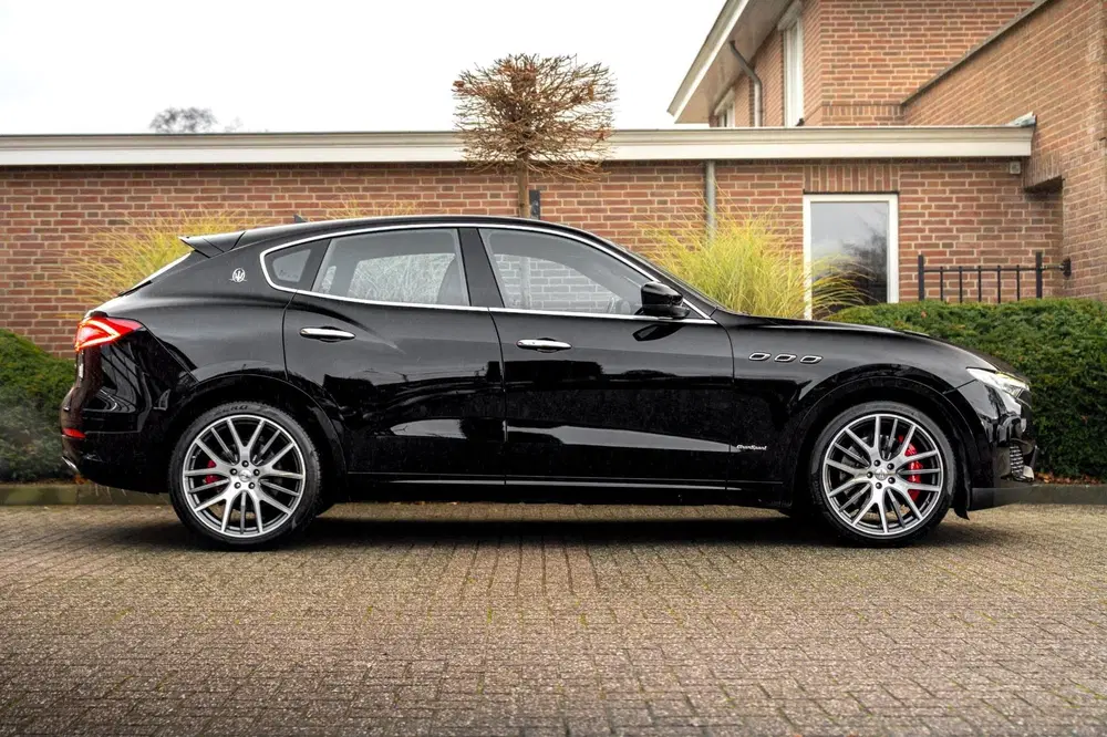 Maserati Levante 3.0 V6 S TwinTurbo AWD GranSport 430 PK Le uit 2019, foto 5