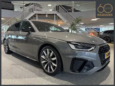 Audi A4 35 TFSI S edition Competition NL auto uit 2023
