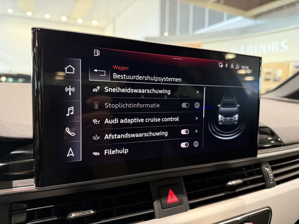 Audi A4 35 TFSI S edition Competition NL auto uit 2023, foto 15
