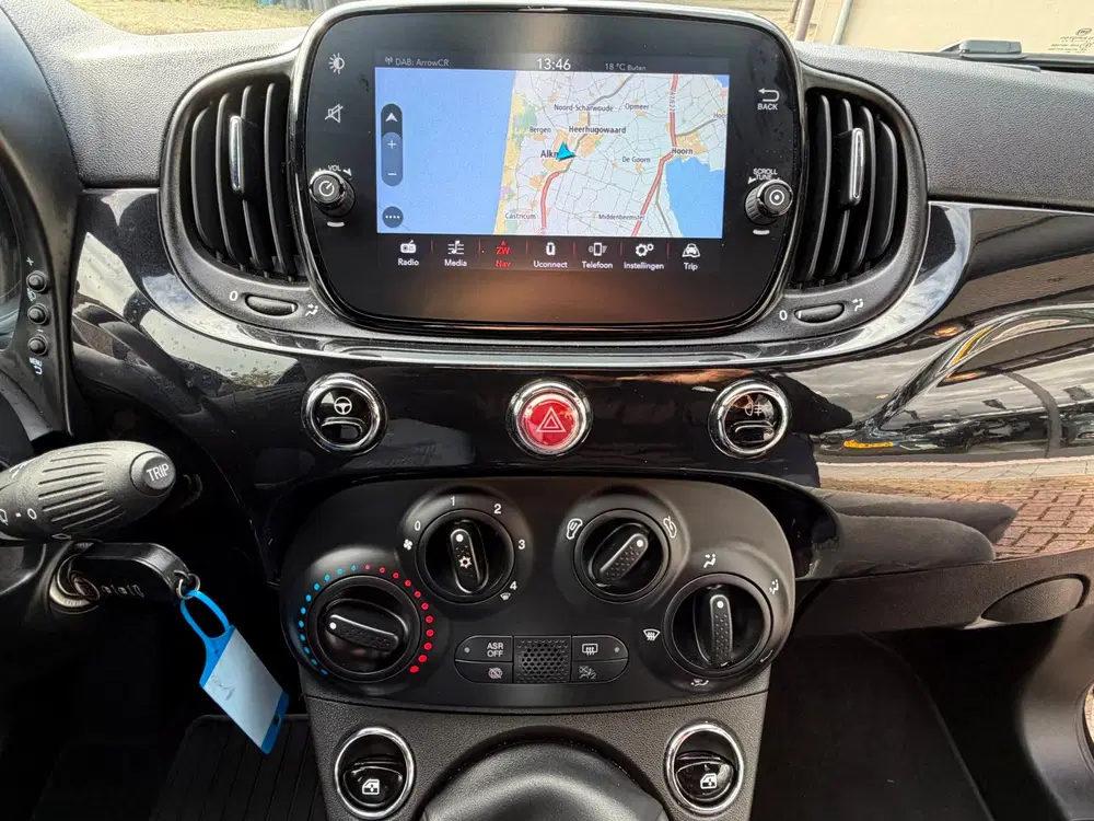 Fiat 500 1.0 Hybrid Lounge Navi Airco Cruise Park.S uit 2021, foto 11