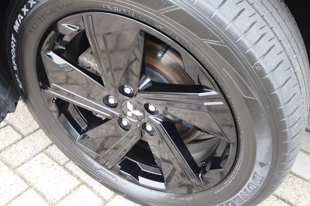 Mitsubishi Eclipse Cross 2.4 PHEV Black Edition Red Diamond uit 2024, foto 15