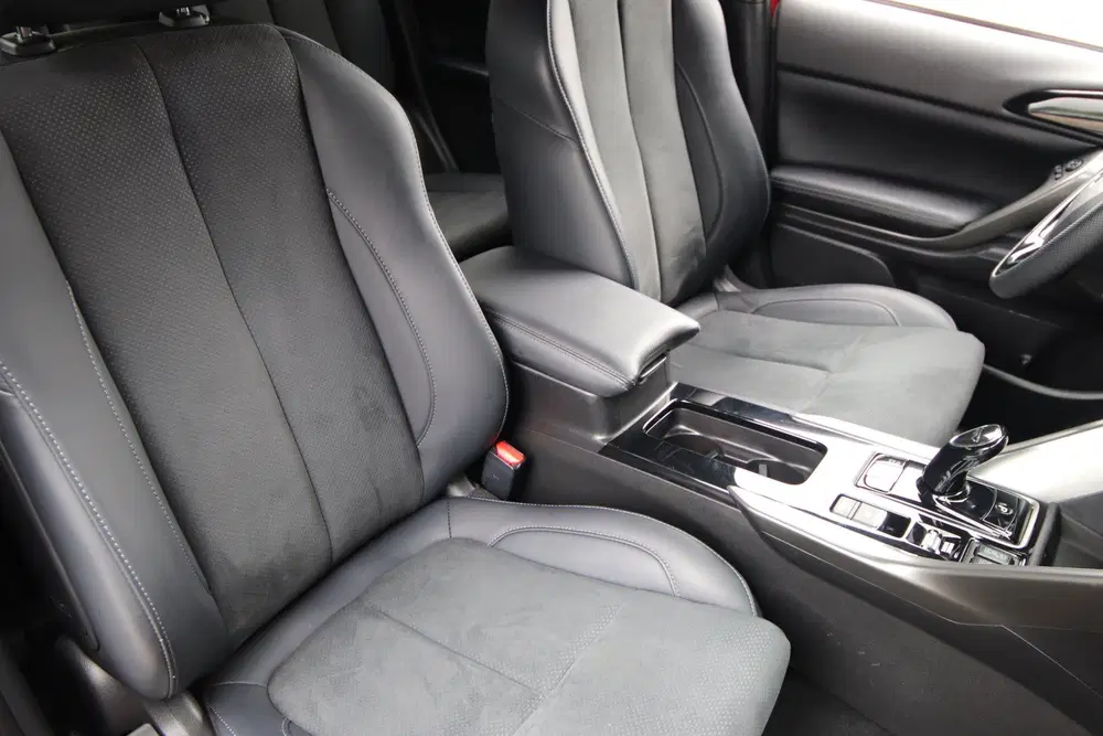 Mitsubishi Eclipse Cross 2.4 PHEV Black Edition Red Diamond uit 2024, foto 4