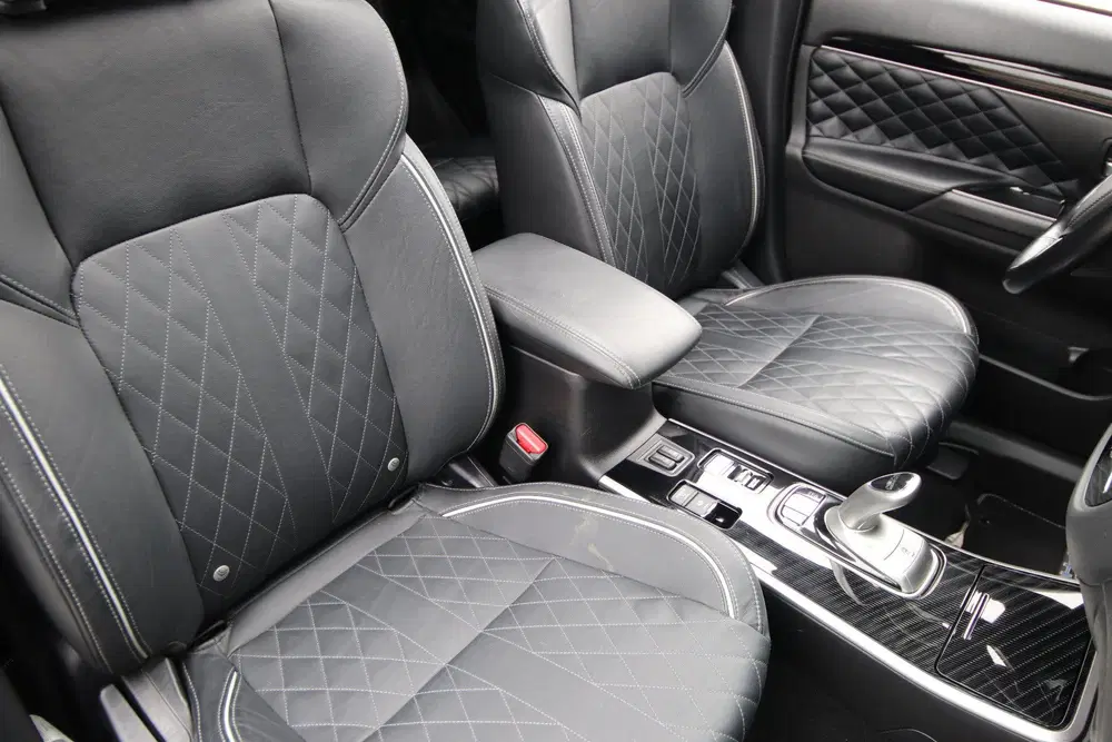 Mitsubishi Outlander 2.4 PHEV Instyle Opendak uit 2020, foto 3