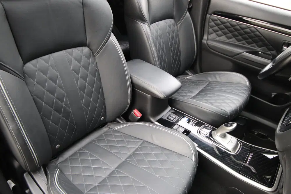 Mitsubishi Outlander 2.4 PHEV Instyle Opendak uit 2019, foto 3