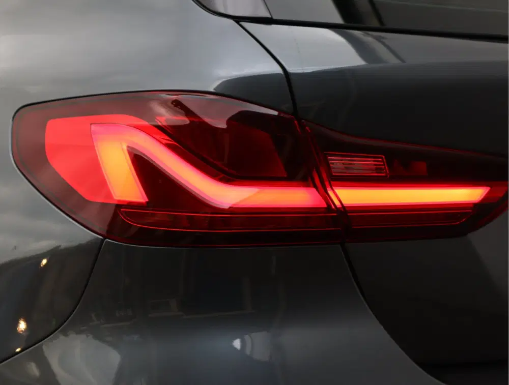 BMW 1-serie 118i Business Edition uit 2021, foto 13