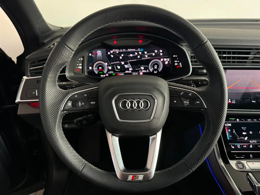 Audi Q7 60 TFSI e quattro Line S Comp Pano uit 2024, foto 13