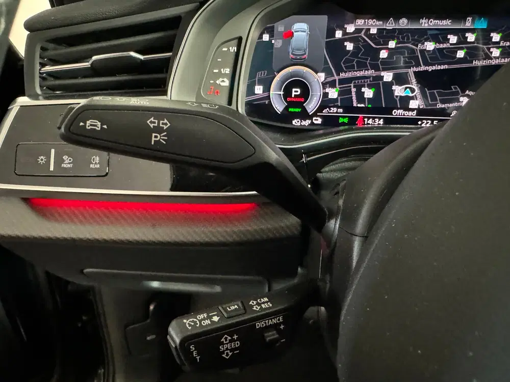 Audi Q7 60 TFSI e quattro Line S Comp Pano uit 2024, foto 14