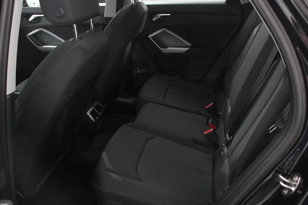 Audi Q3 45 TFSI e 245pk PHEV S-tronic Attitude Nav uit 2022, foto 11