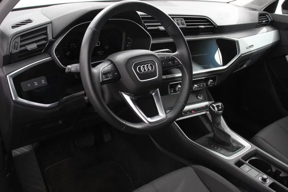 Audi Q3 45 TFSI e 245pk PHEV S-tronic Attitude Nav uit 2022, foto 8