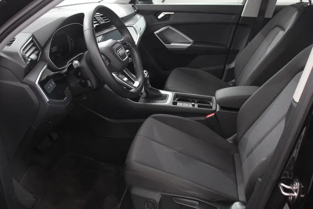 Audi Q3 45 TFSI e 245pk PHEV S-tronic Attitude Nav uit 2022, foto 9