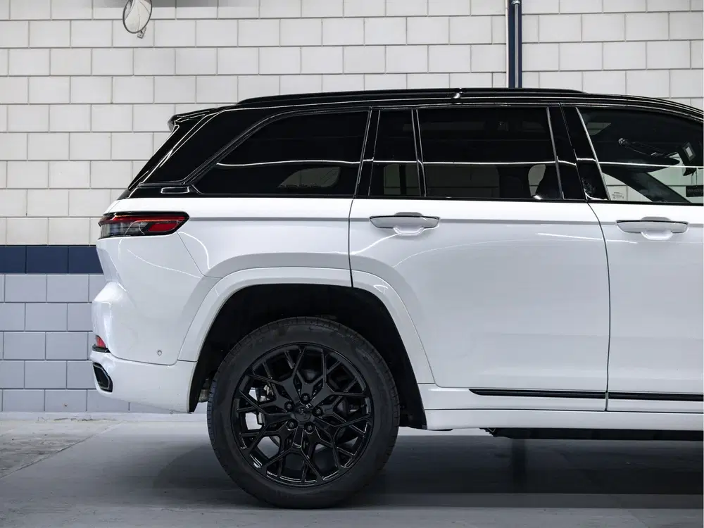 Jeep Grand Cherokee uit 2025, foto 6