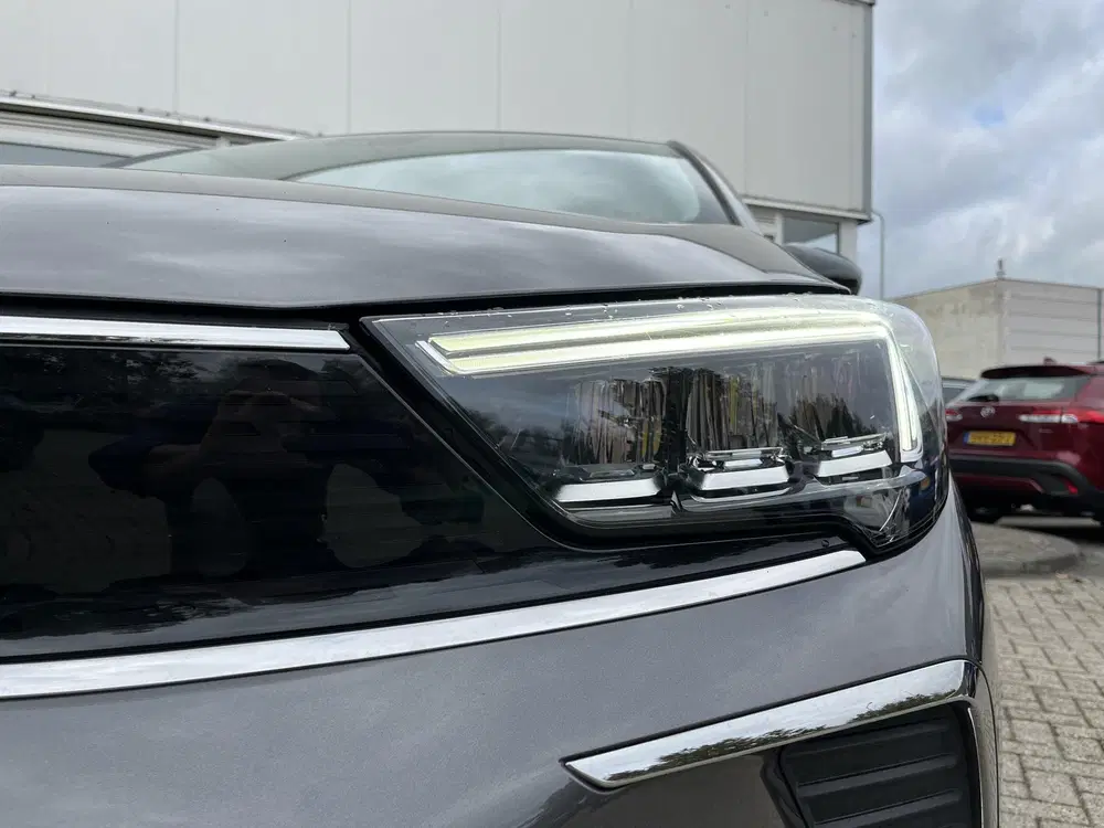 Opel Crossland 1.2 Turbo Elegance uit 2022, foto 3