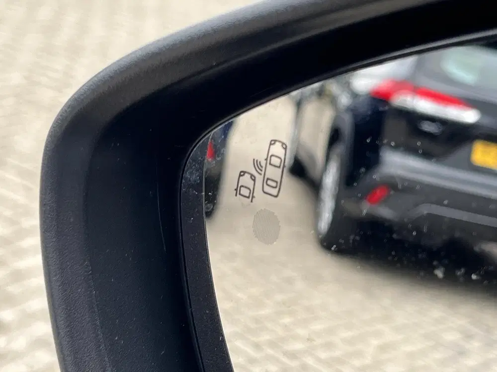 Opel Crossland 1.2 Turbo Elegance uit 2022, foto 9