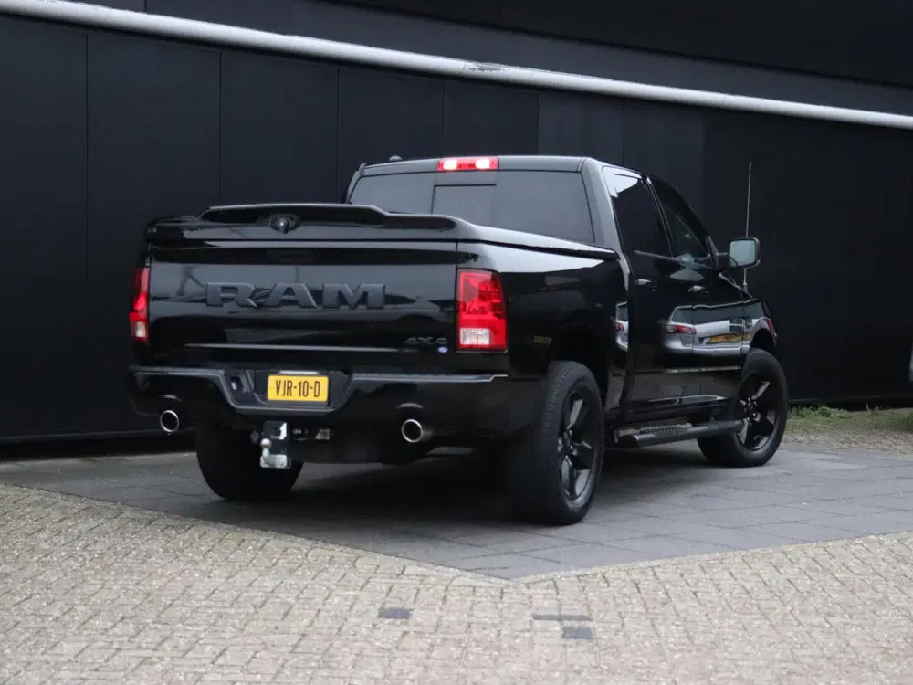 Dodge RAM 5.7 V8 4x4 Crew Cab Classic uit 2021, foto 3