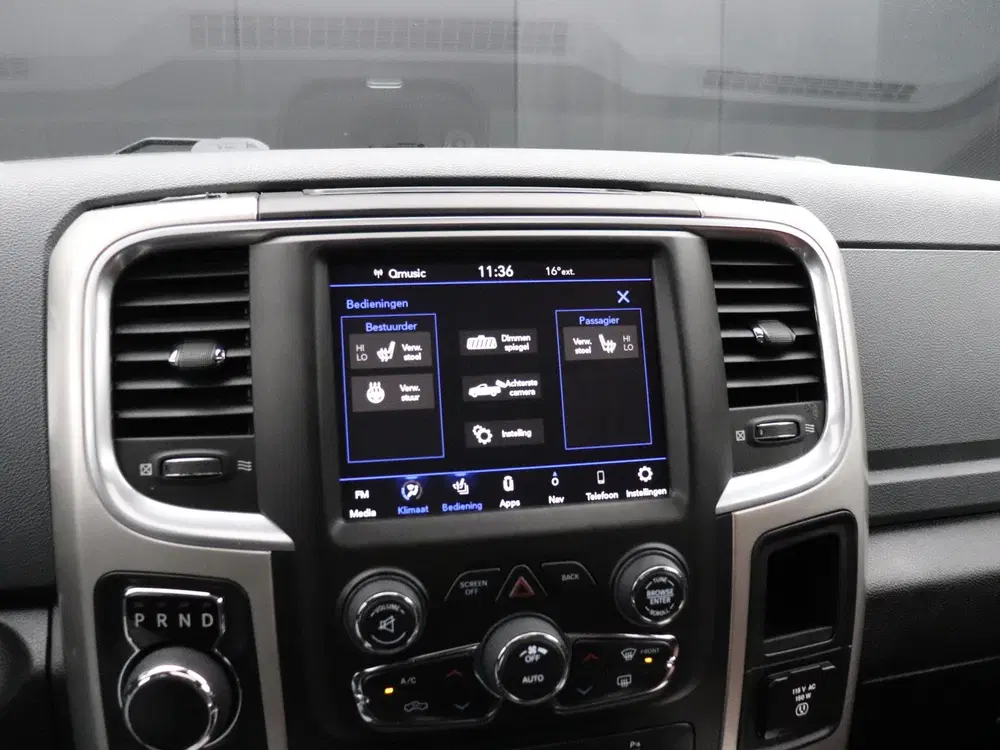 Dodge RAM 5.7 V8 4x4 Crew Cab Classic uit 2021, foto 8