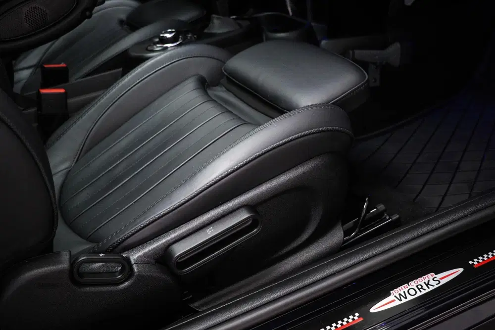 Mini John Cooper Works 2.0 John Cooper Works uit 2024, foto 15