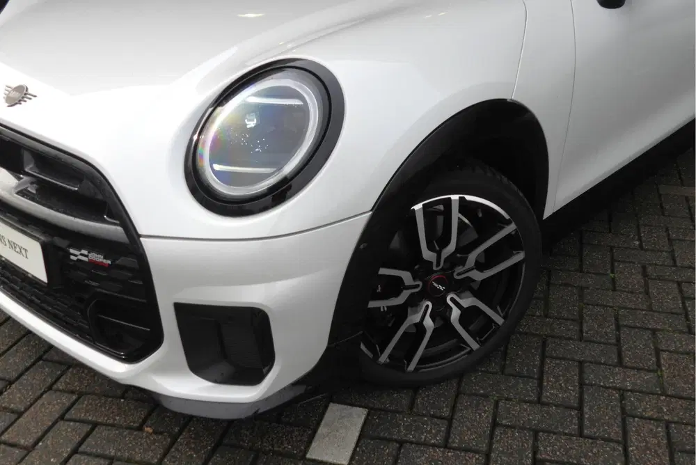 Mini Hatchback Cooper S Automaat uit 2024, foto 2