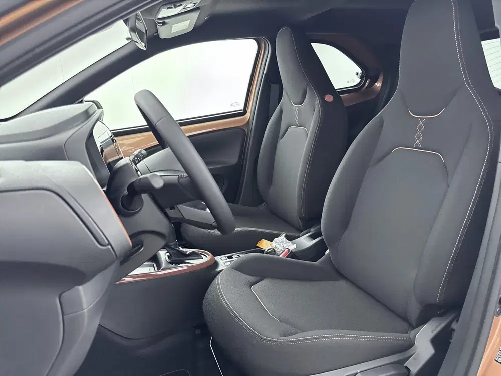 Toyota Aygo X Hybrid 115 pulse uit 2026, foto 11