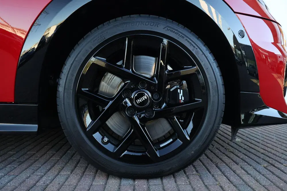 Mini Cabrio 2.0 Cooper C John Cooper Works M uit 2026, foto 8