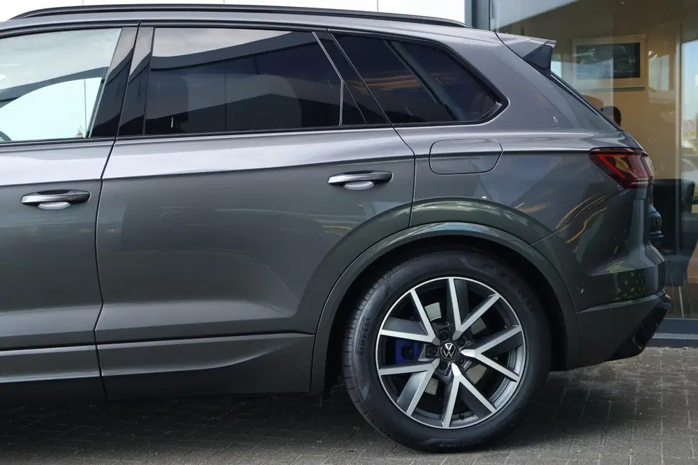 Volkswagen Touareg 3.0 TSi eHybrid 4MOTION R uit 2024, foto 6
