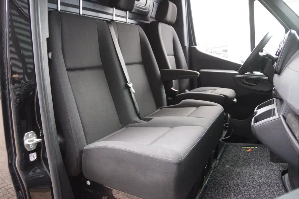 Mercedes-Benz Sprinter 317 1.9 CDI L2H2 3-ZITS uit 2024, foto 4