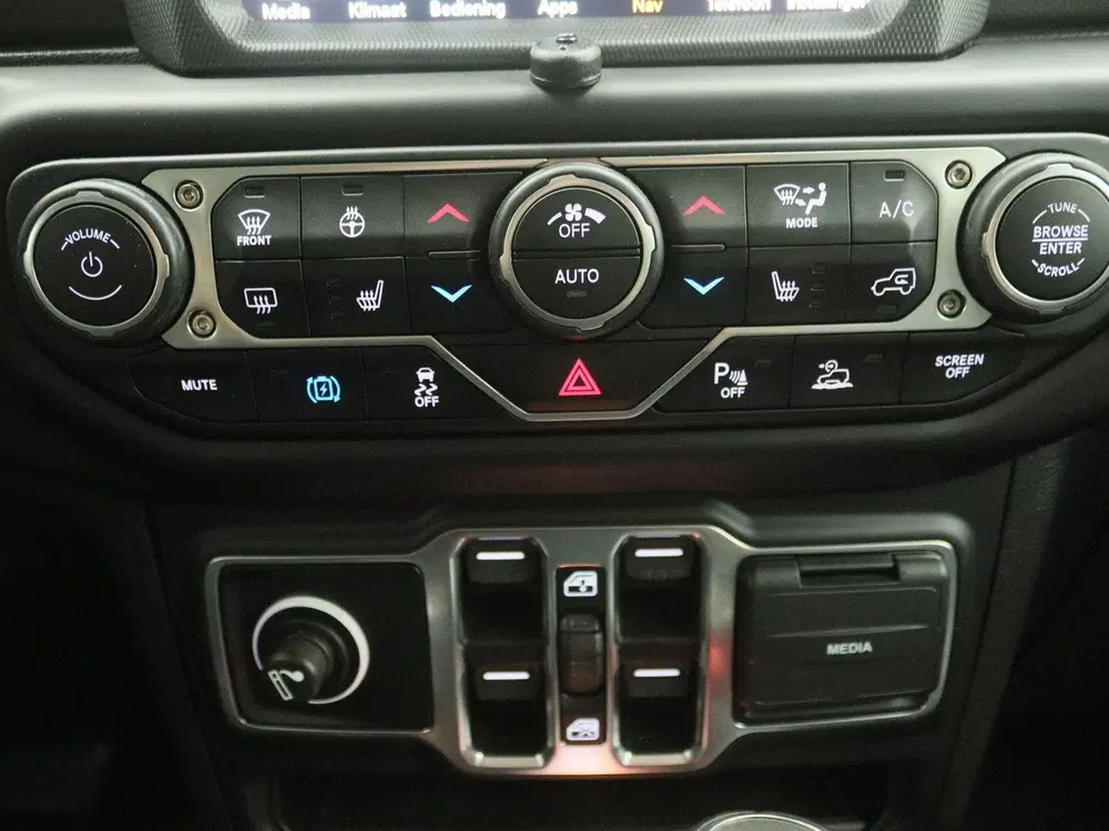 Jeep Wrangler 4xe 380 Sahara uit 2023, foto 10