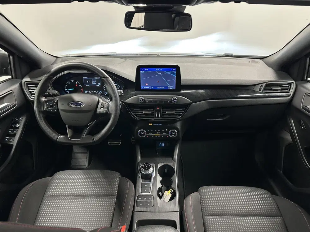 Ford Focus 1.0 EcoBoost ST Line X Business AUTOMAAT C uit 2021, foto 2