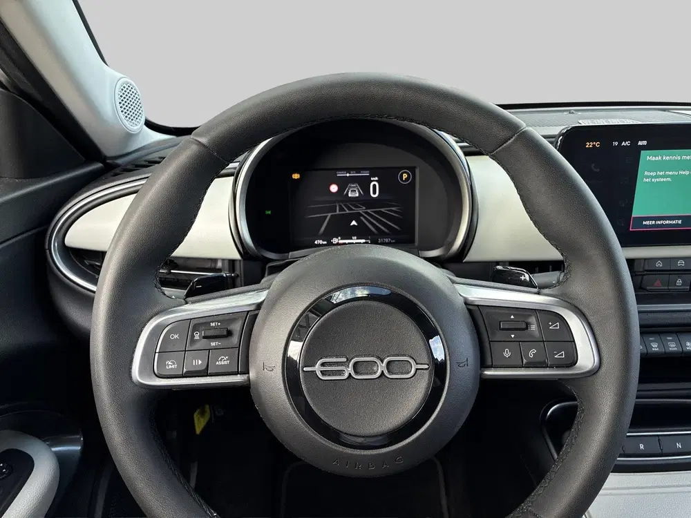 Fiat 600 1.2 Hybrid Turbo Charged 110pk Aut La Prim uit 2025, foto 14