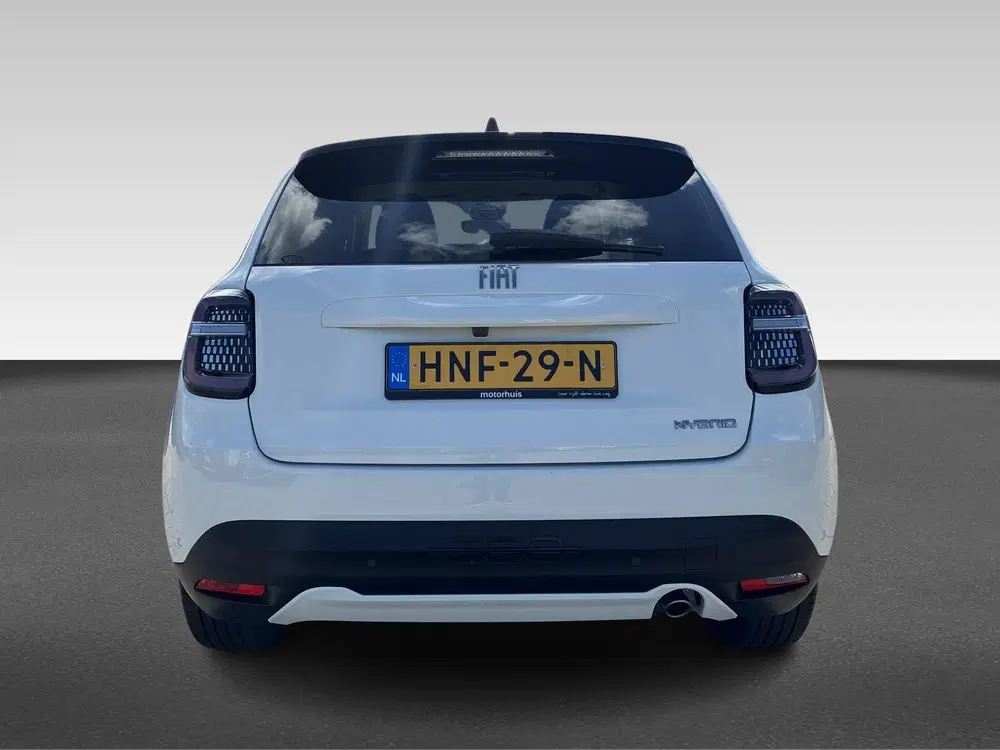 Fiat 600 1.2 Hybrid Turbo Charged 110pk Aut La Prim uit 2025, foto 7