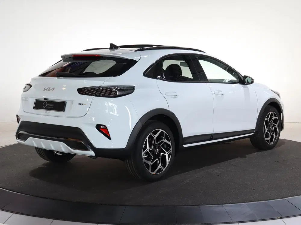Kia XCeed 1.5 T-GDi GT-Line uit 2025, foto 2