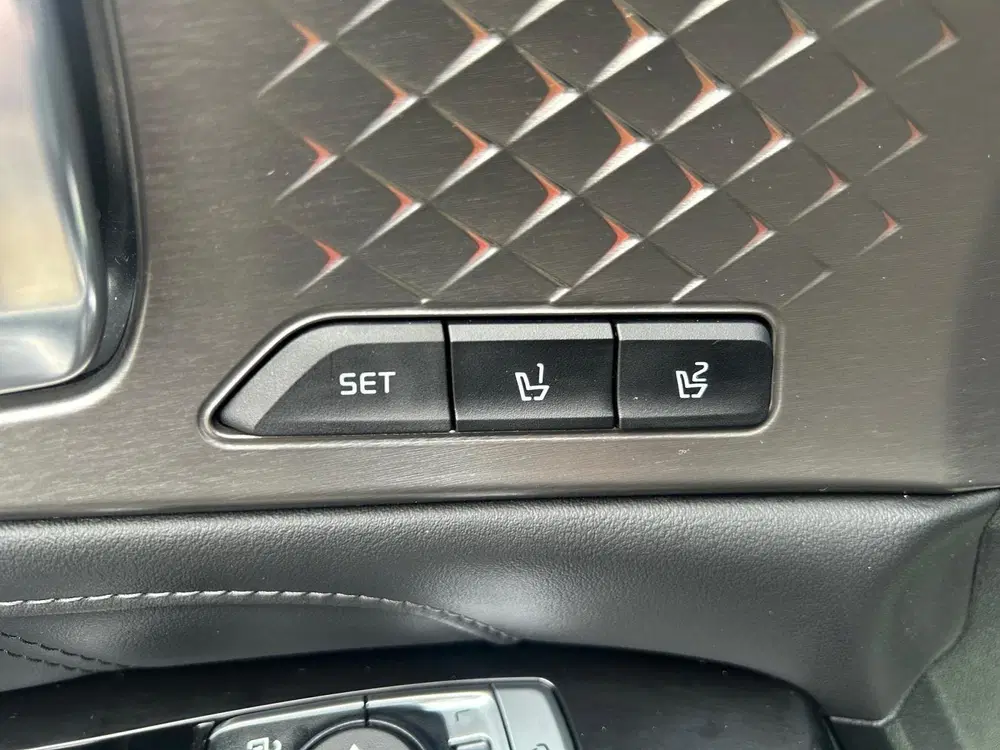 Kia Sorento 1.6 T-GDI Hybrid 2WD ExecutiveLine 5p. uit 2023, foto 14