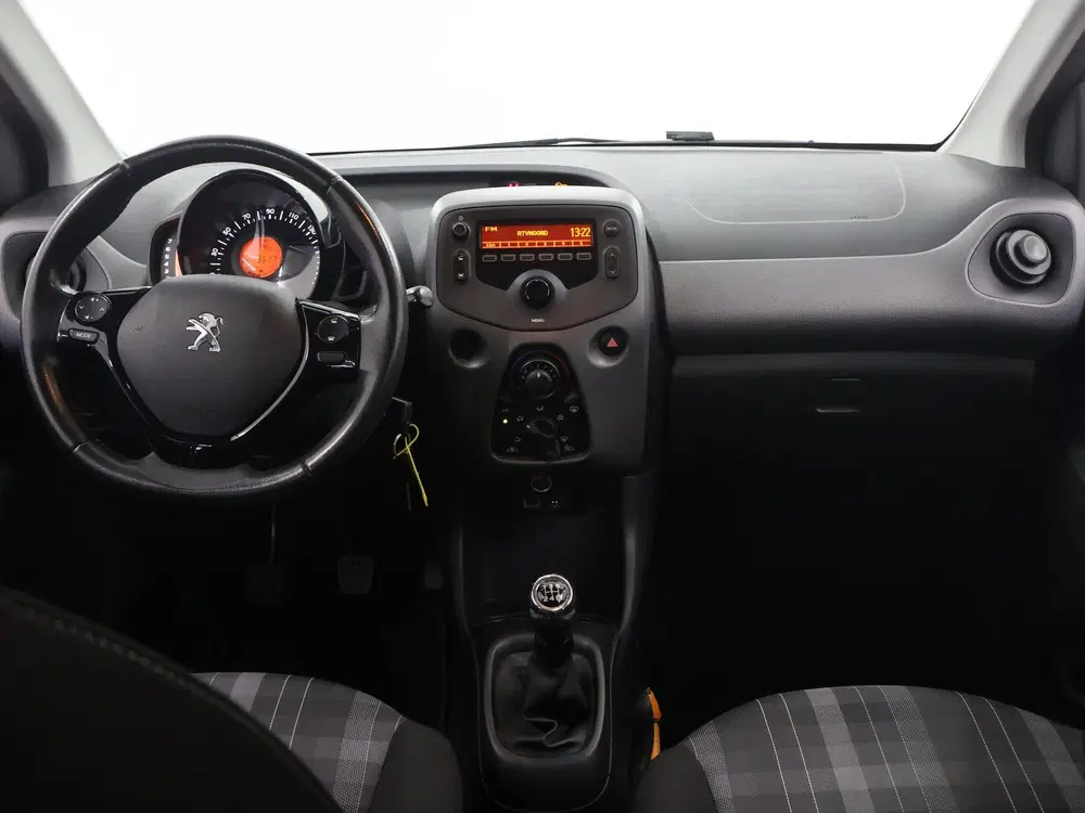 Peugeot 108 1.0 e-VTi Active uit 2020, foto 8