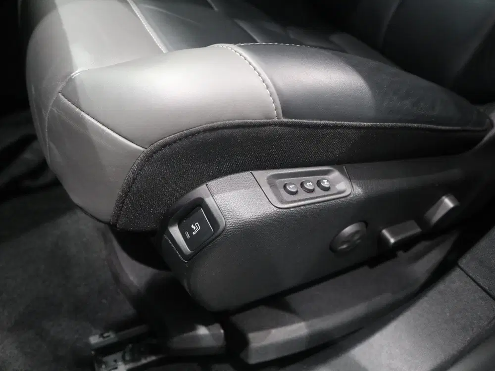 Citroën C5 Aircross Citroen C5 Aircross 1.6 Plug-in Hybrid 225 uit 2022, foto 11