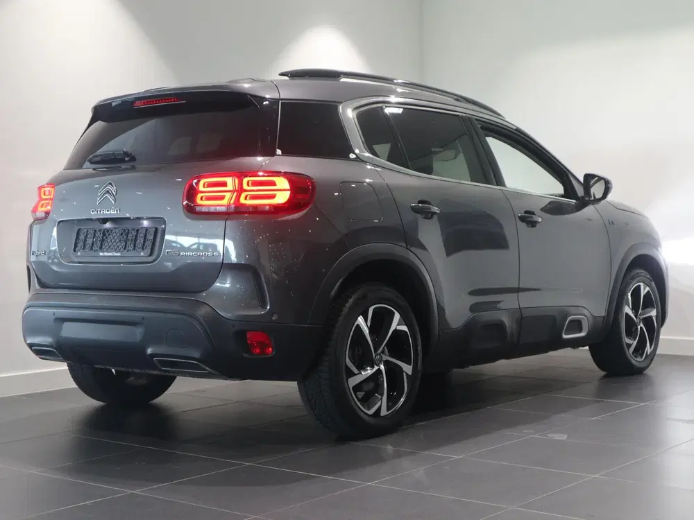 Citroën C5 Aircross Citroen C5 Aircross 1.6 Plug-in Hybrid 225 uit 2022, foto 4